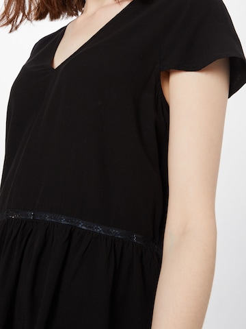 T-shirt 'NADS' VERO MODA en noir