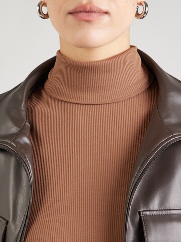 ABOUT YOUTop 'Juliette' - smeđa boja