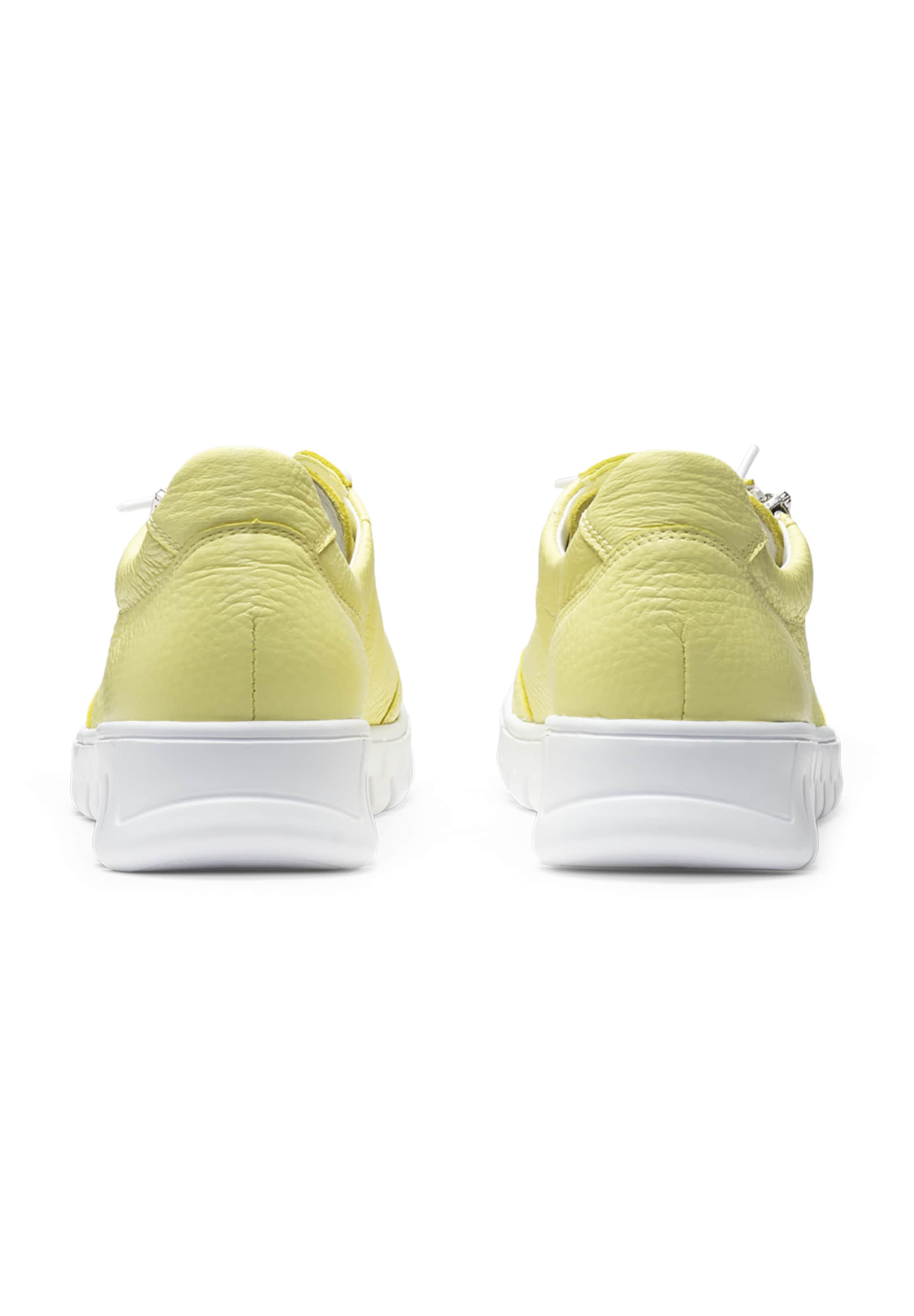 Baskets basses VITAFORM en jaune