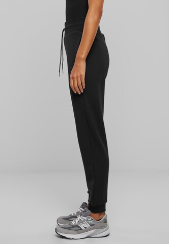 Urban Classics Tapered Hose in Schwarz