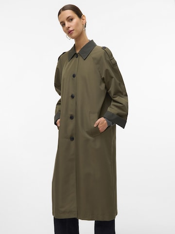 Manteau mi-saison 'LUCIAMARIA ' VERO MODA en vert