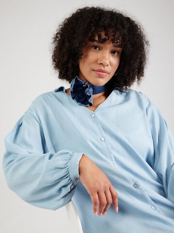 Abito camicia 'CARZOLA' di ONLY Carmakoma in blu