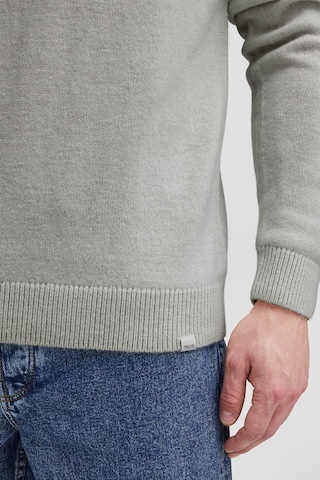 !Solid Pullover in Grau