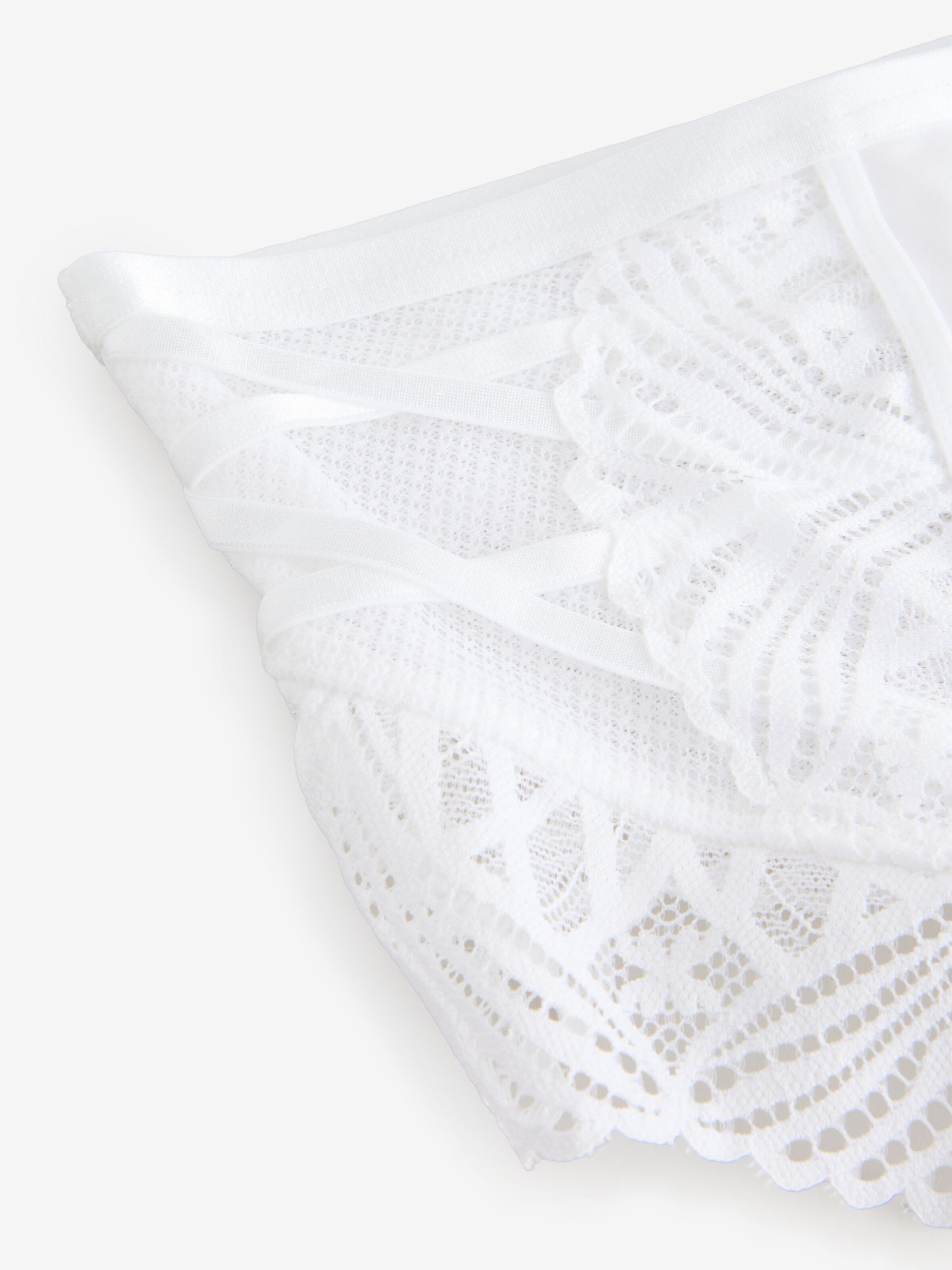 String Lipsy en blanc