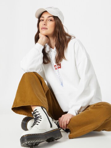 Sweat-shirt 'Graphic Caravan Hoodie' LEVI'S ® en blanc