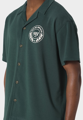 Pas De Monaco Klasický střih Košile 'Carerra' – zelená