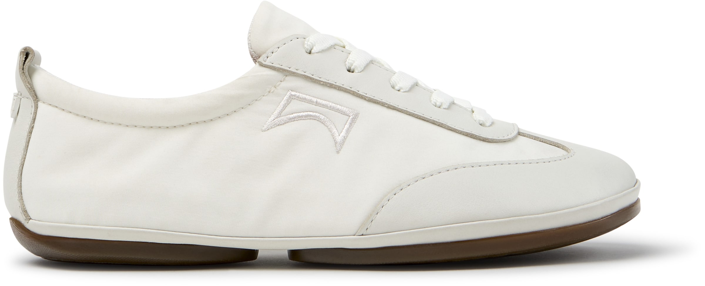 Baskets basses ' Right Nina ' CAMPER en blanc
