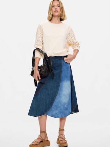 Desigual Sweter w kolorze biały