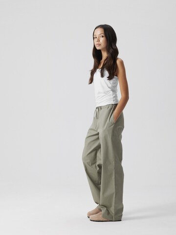 NAME IT Regular Pants in Green