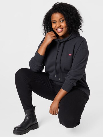 Levi's® Plus Tréning póló 'Standard Hoodie' - fekete