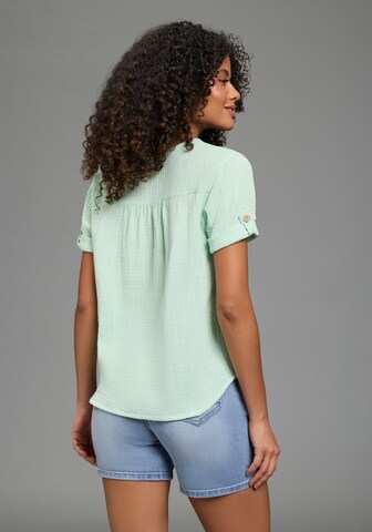 KangaROOS Bluse in Grün