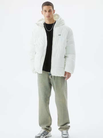 Pull&Bear Between-Season Jacket in White