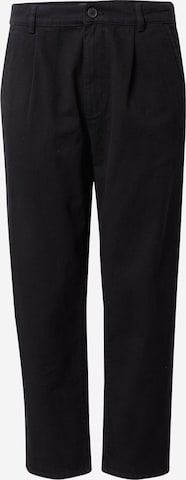 Kosta Williams x About You Regular Pleat-Front Pants in Black: front