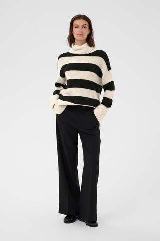 Part Two - Jersey en negro