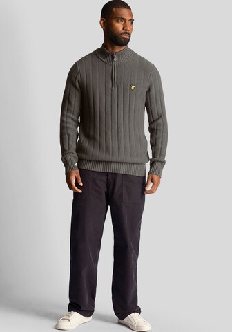 Lyle & Scott Sweater in Grey