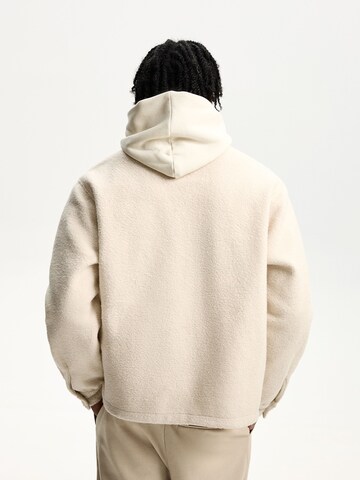 Giacca di mezza stagione di Bershka in beige