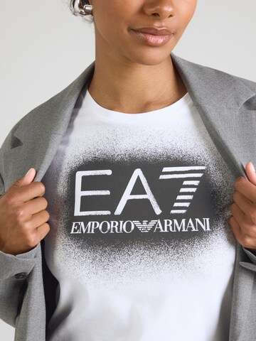 Tricou de la EA7 Emporio Armani pe alb