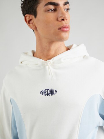 Sweat-shirt 'Faving' Iriedaily en blanc