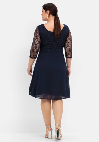 Rochie de cocktail de la SHEEGO pe albastru