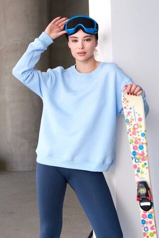 Sweat-shirt Justever en bleu