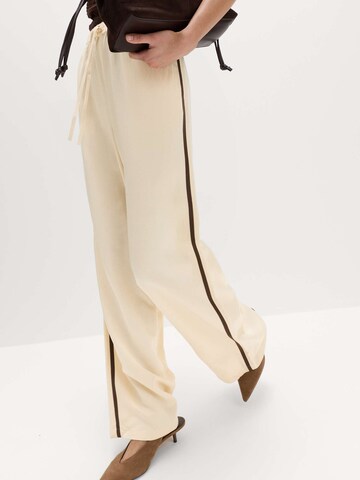 Marks & Spencer Wide Leg Hose in Gelb