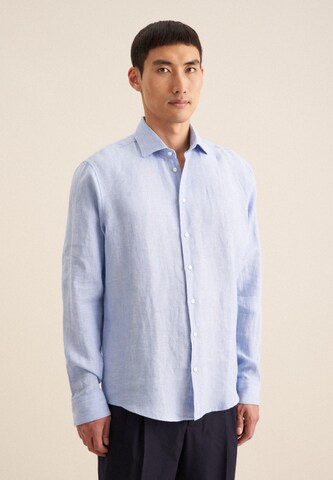 Coupe regular Chemise SEIDENSTICKER en bleu : devant