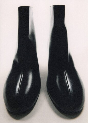 MANGO Ankle Boots in Black