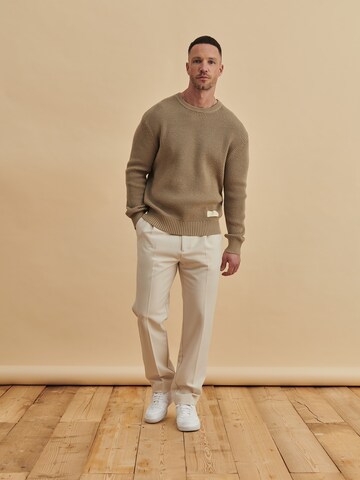 DAN FOX APPAREL Sweater 'Ruben' in Grey