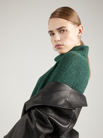 Pull-over 'ELLEN' PIECES en vert