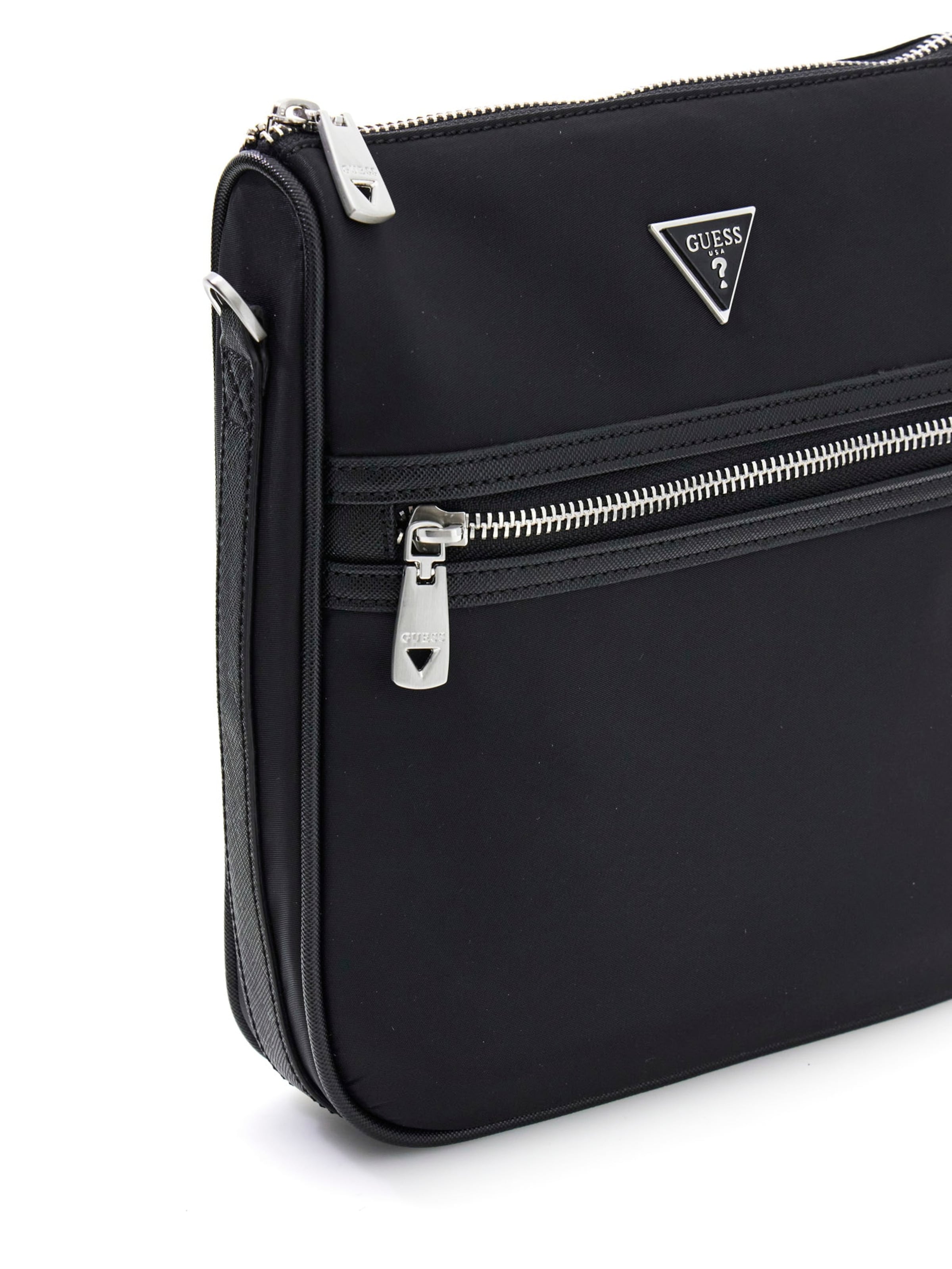 GUESS Olkalaukku 'MILANO' värissä musta