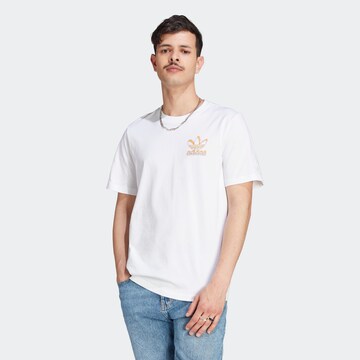 ADIDAS ORIGINALS Shirt 'Graphics Fire Trefoil' in White: front