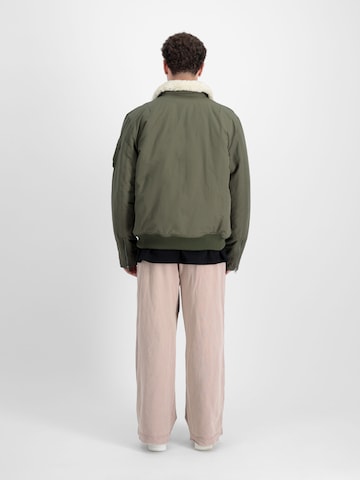 ALPHA INDUSTRIES Between-Season Jacket 'DA-3' in Green