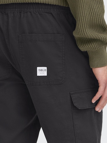 !Solid Tapered Cargobroek 'CAELAN' in Zwart