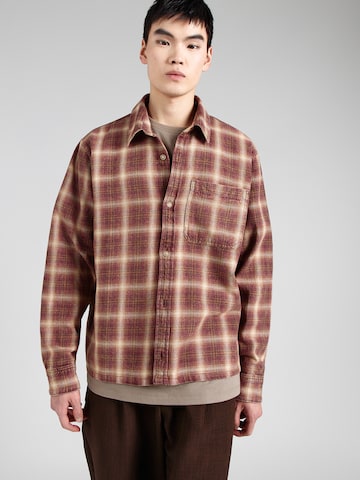 HOLLISTER Comfort Fit Košeľa - Červená: predná strana