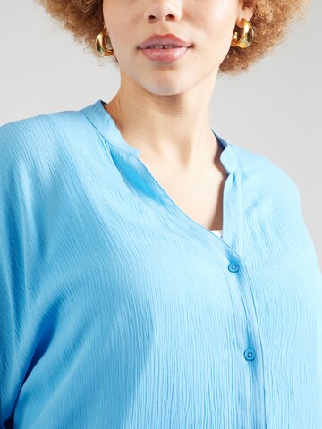 ONLY Carmakoma Blouse 'CARROWA' in Blauw