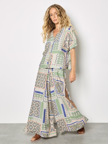 Apricot Wide leg Trousers ' ' in Beige