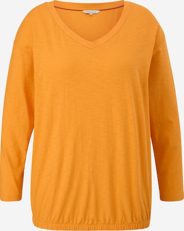 TRIANGLE T-shirt i orange: framsida