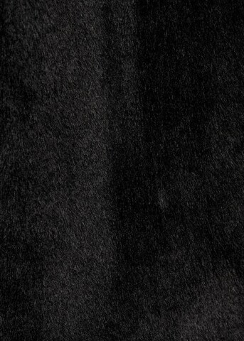 MANGO TEEN Jacke 'Fluffy' in Schwarz