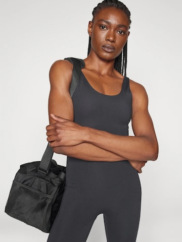 Haut ' Scoop ' Girlfriend Collective en noir