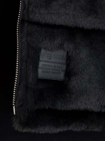 ALPHA INDUSTRIES Winter jacket in Black