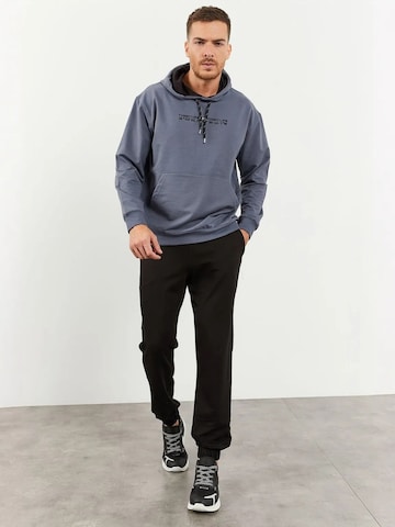 Survêtement Tommy Life en gris : devant