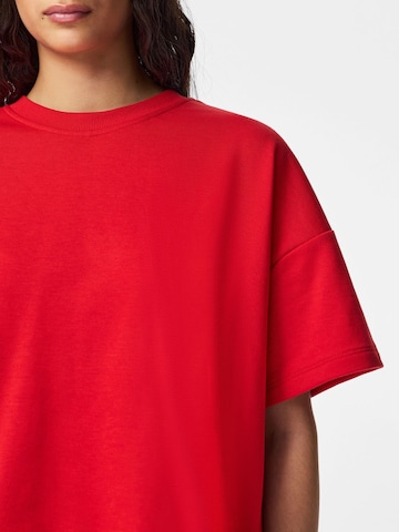 PIECES Sweatshirt 'PCChilli' in Rood