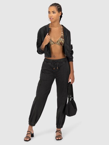 Alife and Kickin Tapered Cargo trousers 'Angelique' in Black