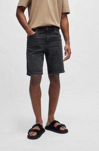 BOSS Regular Shorts 'Re.Maine' in Schwarz: Vorderseite