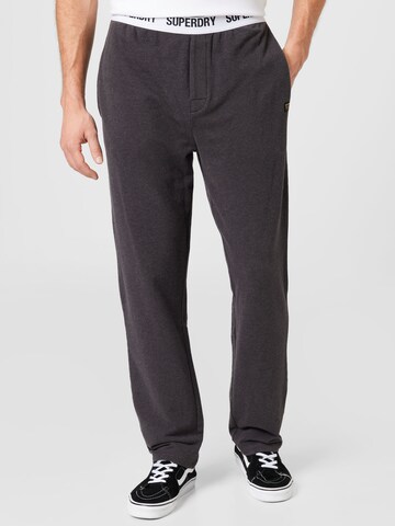 Superdry Regular Hose in Grau: predná strana