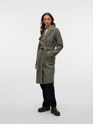 Manteau mi-saison 'VMFORTUNEAYA' VERO MODA en vert
