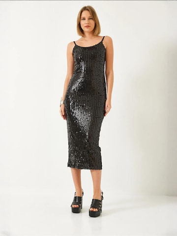 Abito di Bianco Lucci in nero