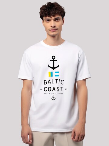 F4NT4STIC Shirt 'Ostsee Flaggen Knut & Jan Hamburg' in Wit: voorkant