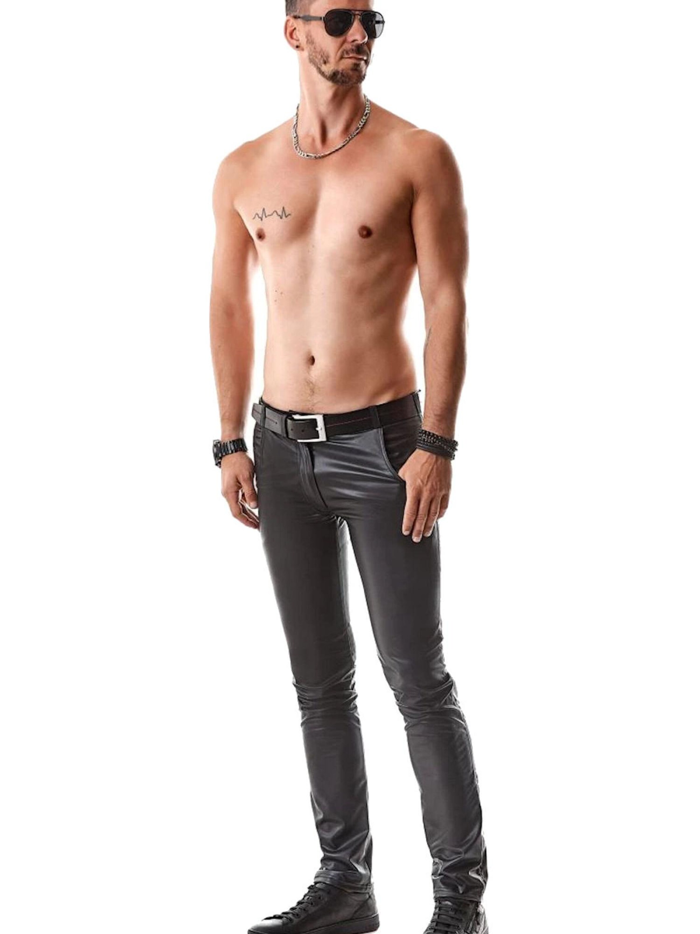 Regnes Fetish Planet Slim fit Pants 'Vincenzo' in Black