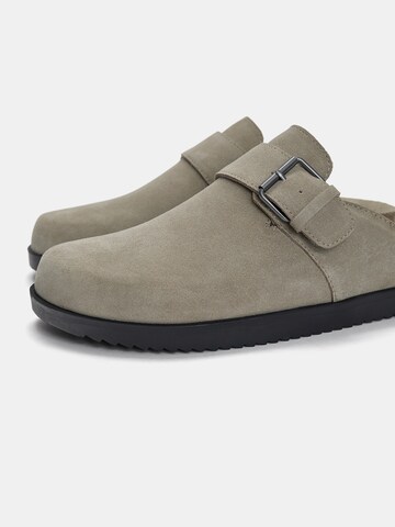 Pull&Bear Pantoletter i beige
